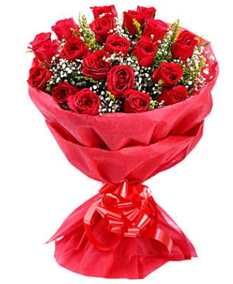 21 adet kırmızı gülden modern buket  Kırşehir çiçek gönderme sitemiz güvenlidir 